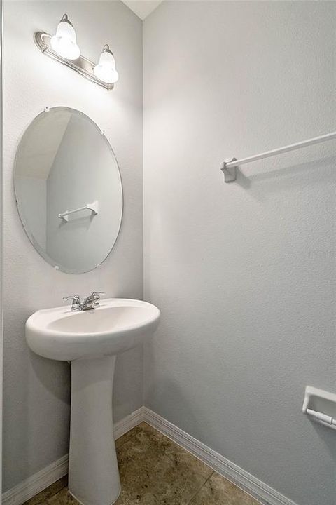 В аренду: $1,999 (3 спален, 2 ванн, 1472 Квадратных фут)