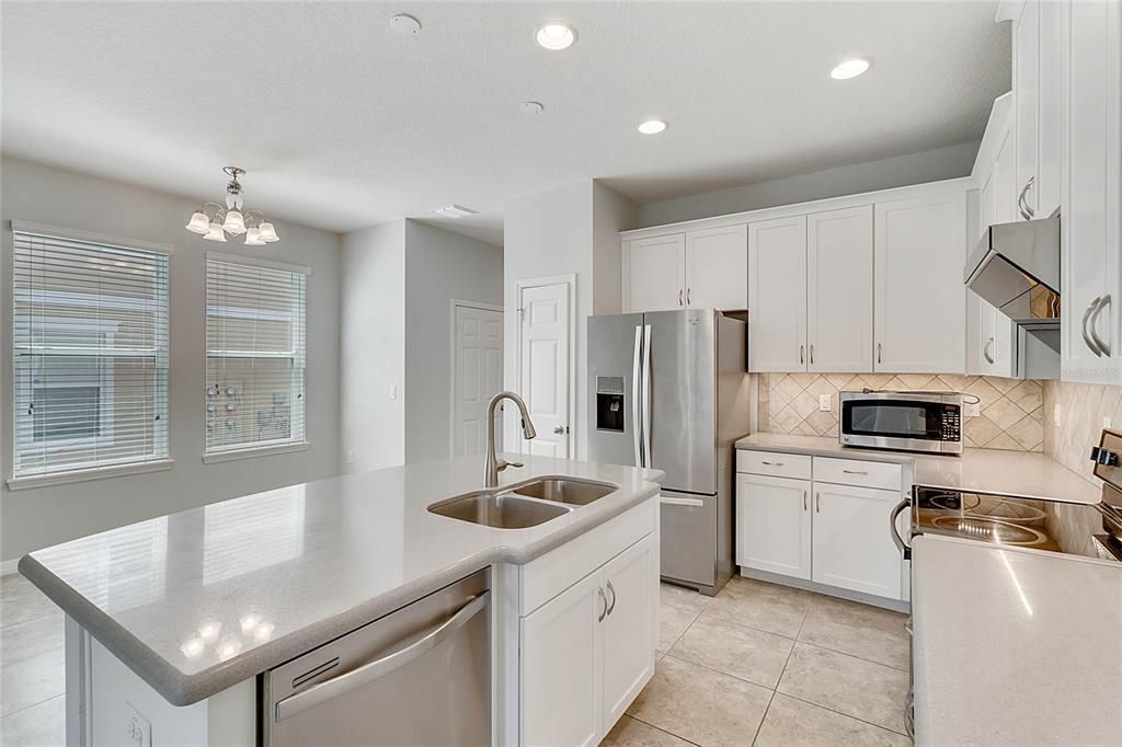 В аренду: $1,999 (3 спален, 2 ванн, 1472 Квадратных фут)