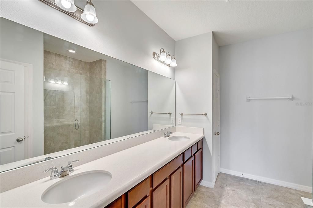 В аренду: $1,999 (3 спален, 2 ванн, 1472 Квадратных фут)