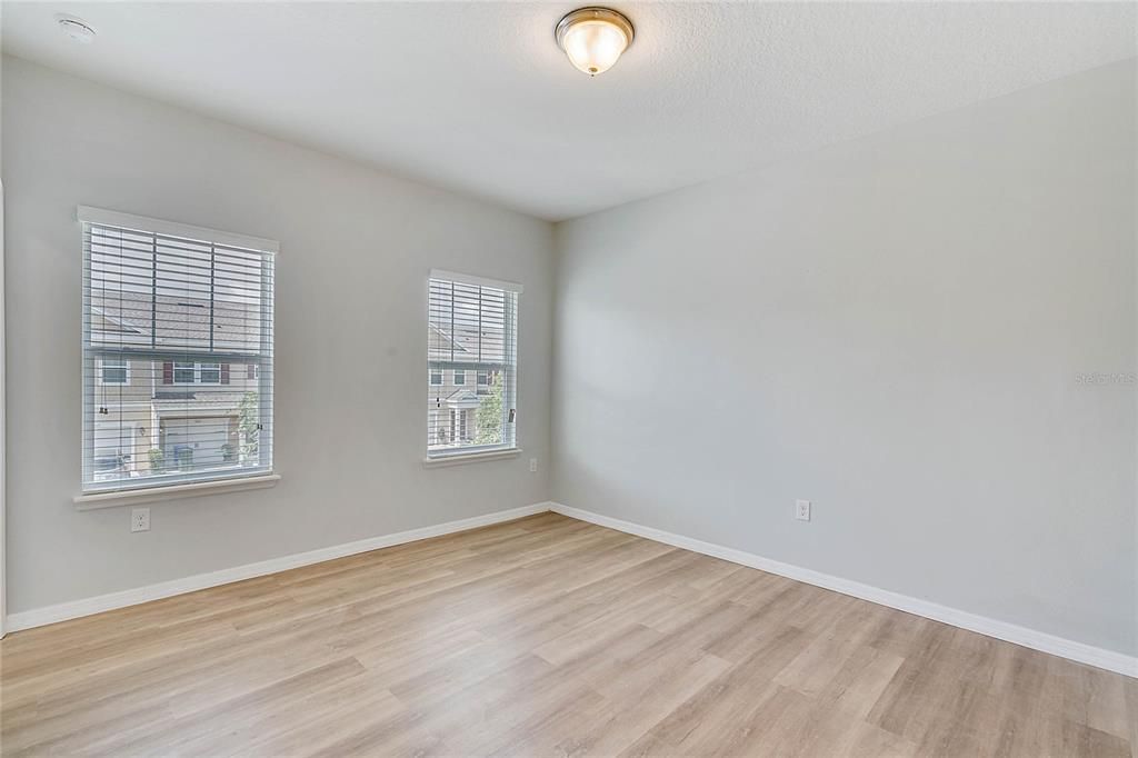 В аренду: $1,999 (3 спален, 2 ванн, 1472 Квадратных фут)