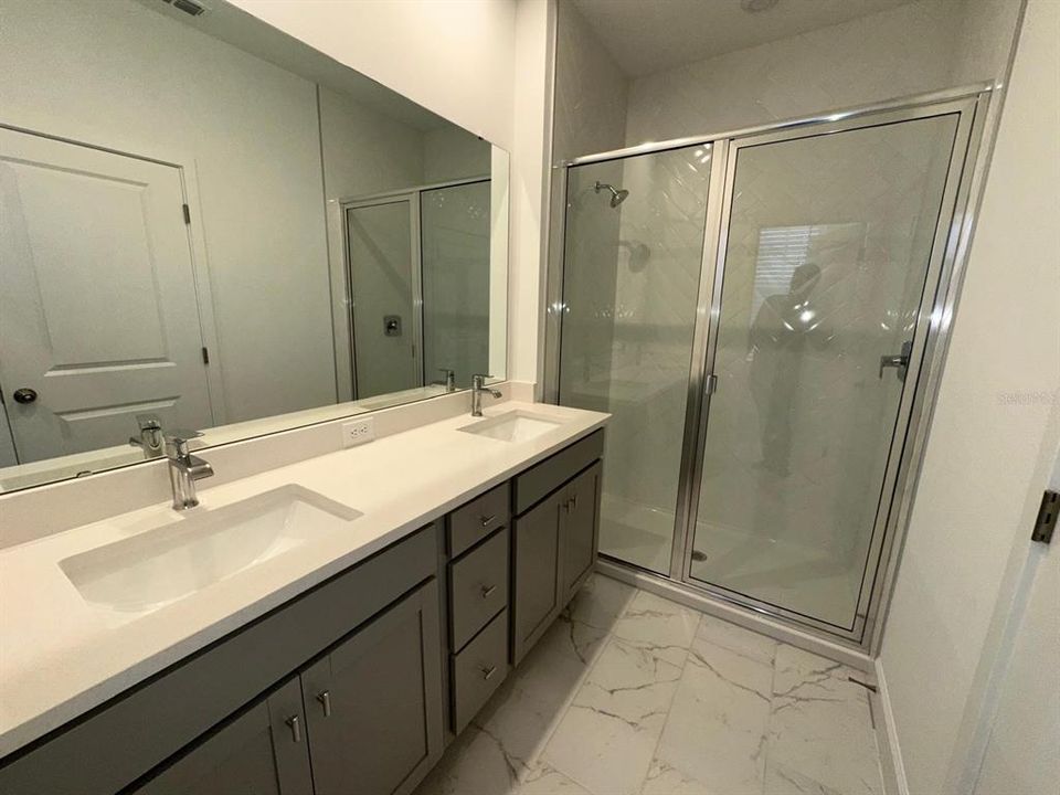 For Rent: $4,200 (3 beds, 2 baths, 1843 Square Feet)