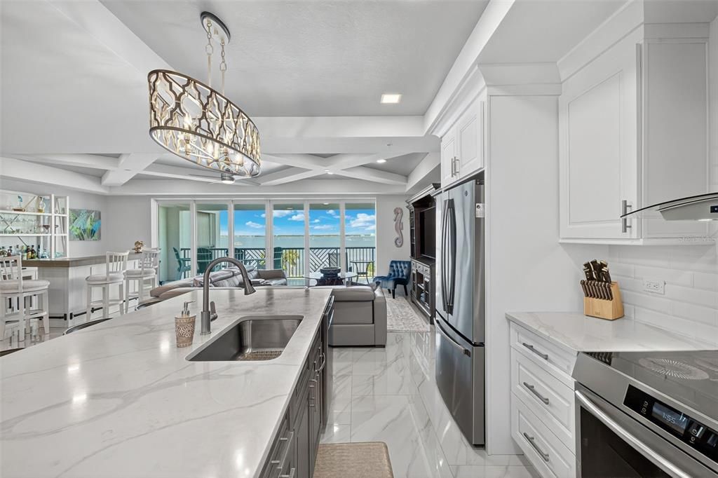 For Sale: $695,000 (2 beds, 2 baths, 1782 Square Feet)