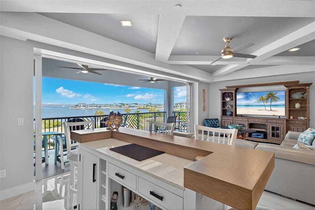 For Sale: $695,000 (2 beds, 2 baths, 1782 Square Feet)