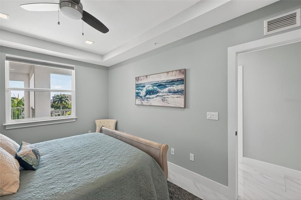 For Sale: $695,000 (2 beds, 2 baths, 1782 Square Feet)