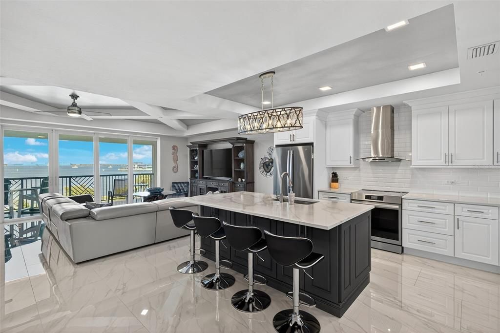 For Sale: $695,000 (2 beds, 2 baths, 1782 Square Feet)