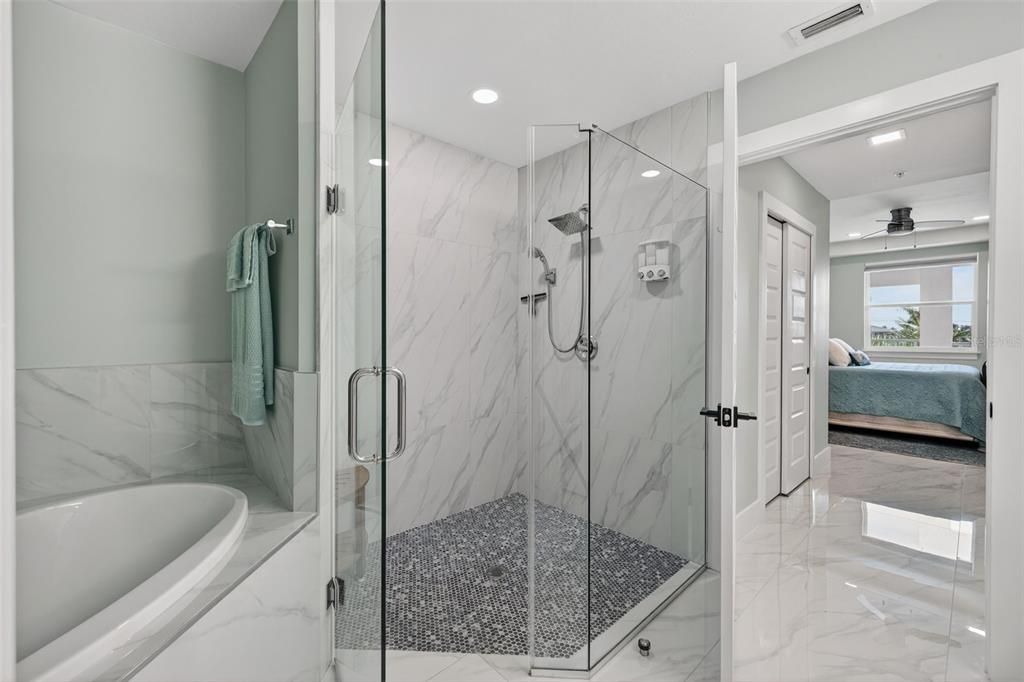 For Sale: $695,000 (2 beds, 2 baths, 1782 Square Feet)