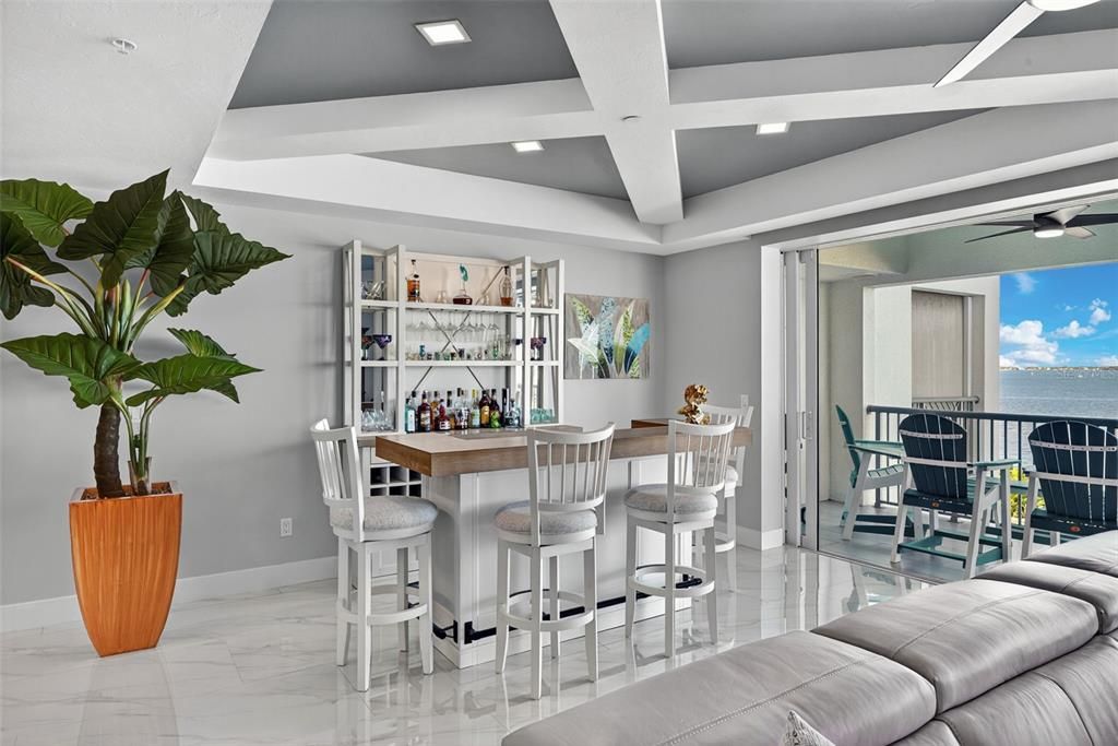 For Sale: $695,000 (2 beds, 2 baths, 1782 Square Feet)