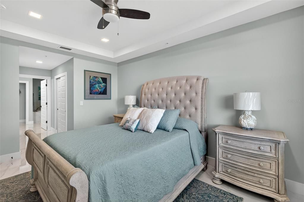 For Sale: $695,000 (2 beds, 2 baths, 1782 Square Feet)