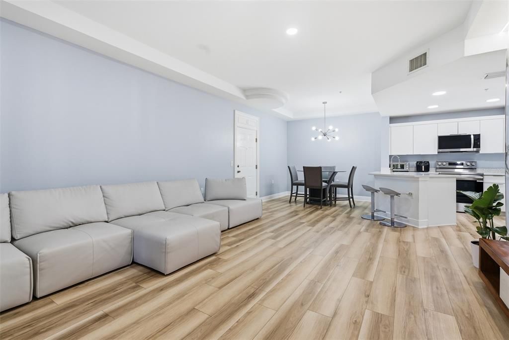 En Venta: $220,000 (2 camas, 2 baños, 1270 Pies cuadrados)