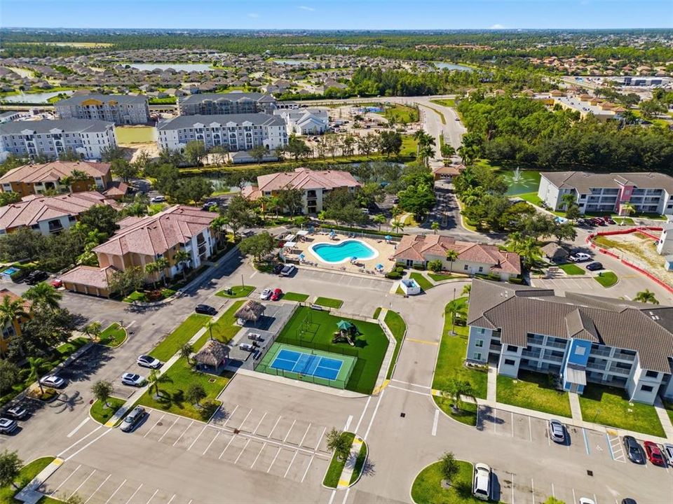 En Venta: $220,000 (2 camas, 2 baños, 1270 Pies cuadrados)