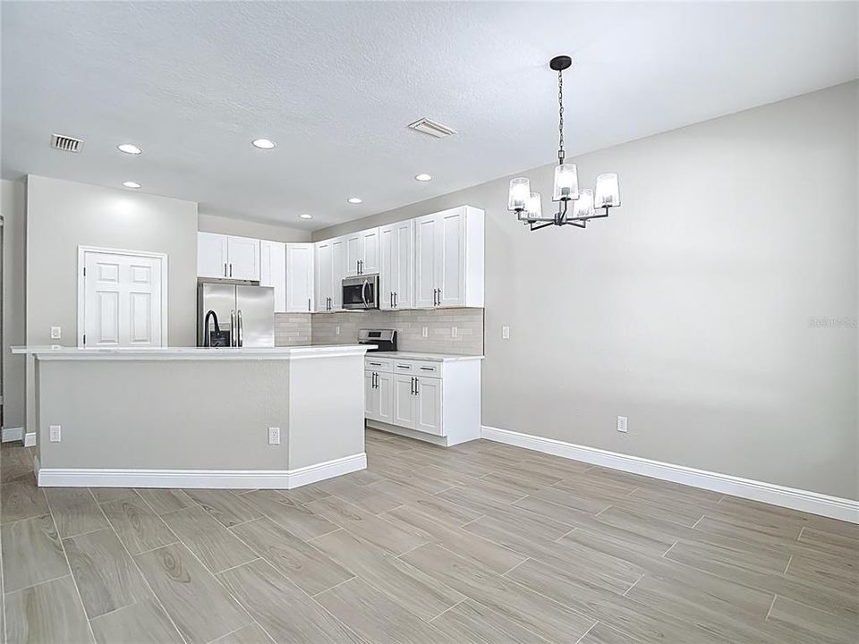 На продажу: $280,000 (3 спален, 2 ванн, 1536 Квадратных фут)