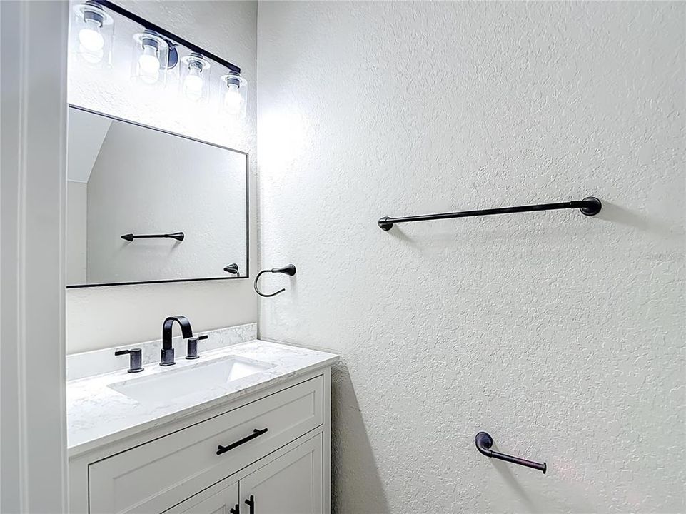 На продажу: $280,000 (3 спален, 2 ванн, 1536 Квадратных фут)