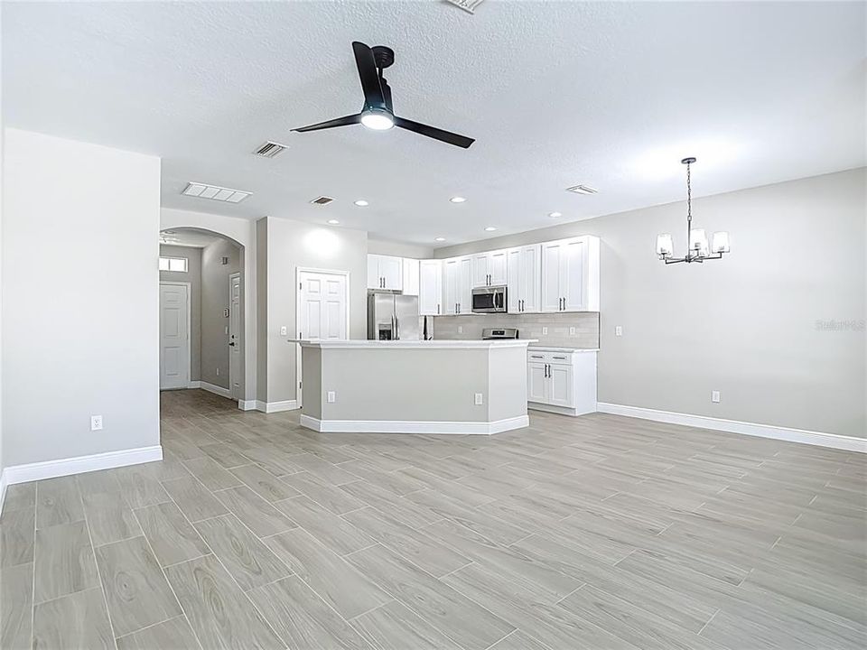 На продажу: $280,000 (3 спален, 2 ванн, 1536 Квадратных фут)