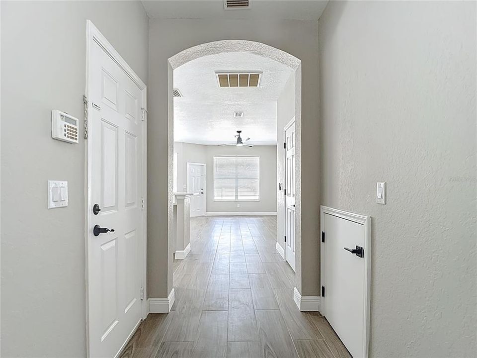 На продажу: $280,000 (3 спален, 2 ванн, 1536 Квадратных фут)