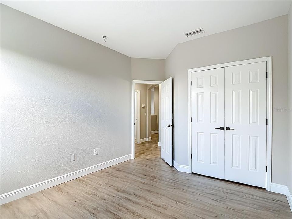 На продажу: $280,000 (3 спален, 2 ванн, 1536 Квадратных фут)