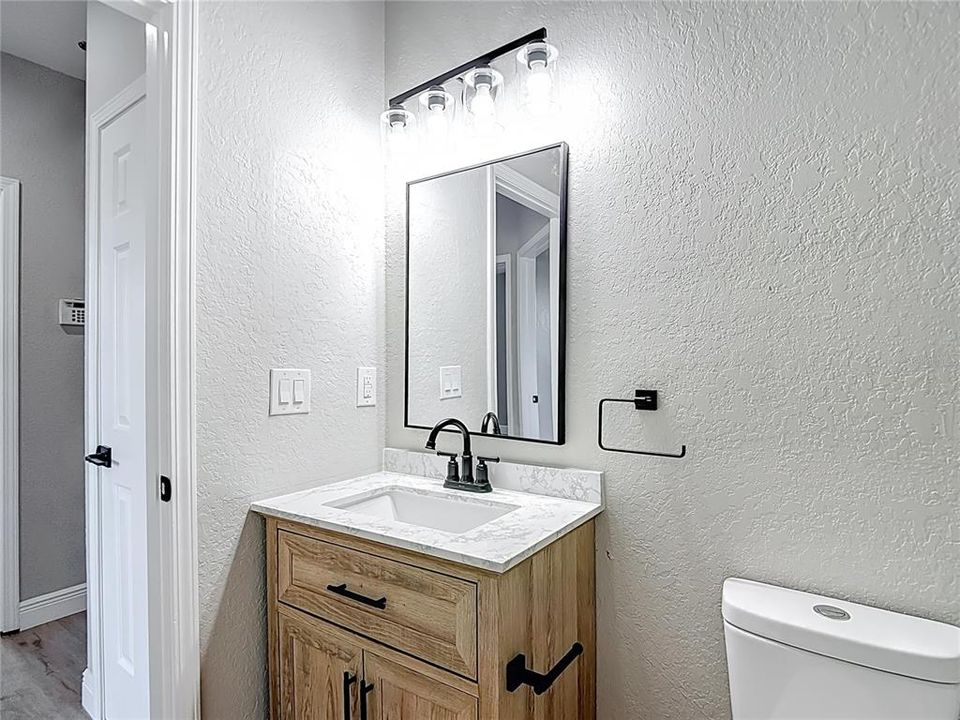 На продажу: $280,000 (3 спален, 2 ванн, 1536 Квадратных фут)