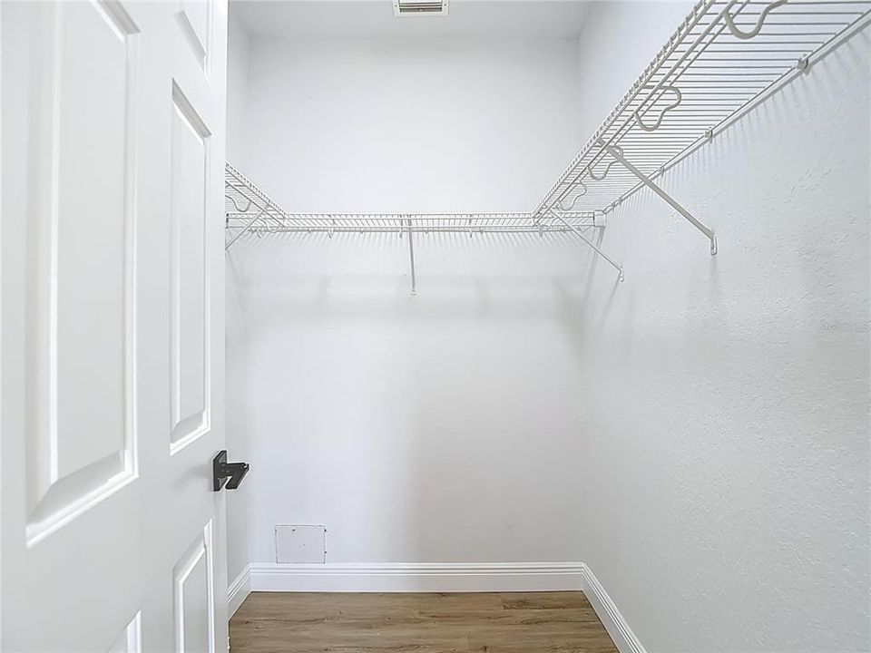 На продажу: $280,000 (3 спален, 2 ванн, 1536 Квадратных фут)