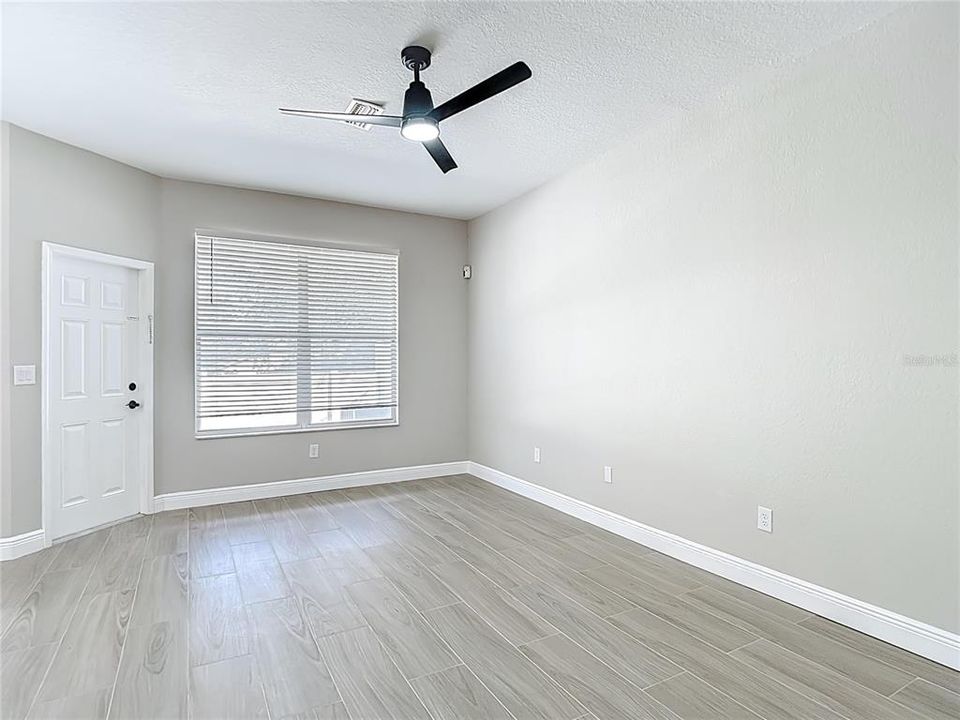 На продажу: $280,000 (3 спален, 2 ванн, 1536 Квадратных фут)