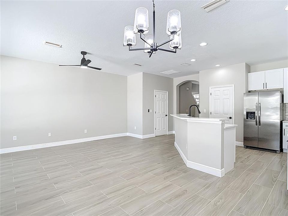 На продажу: $280,000 (3 спален, 2 ванн, 1536 Квадратных фут)