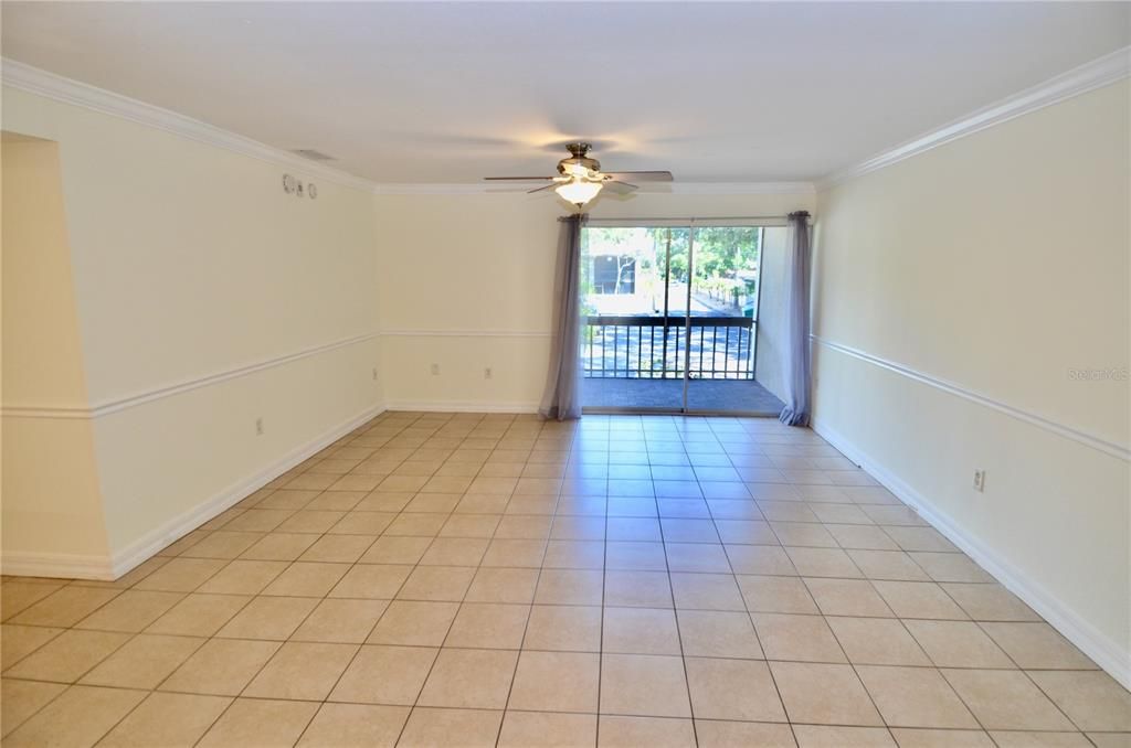 En Venta: $255,000 (2 camas, 2 baños, 1122 Pies cuadrados)