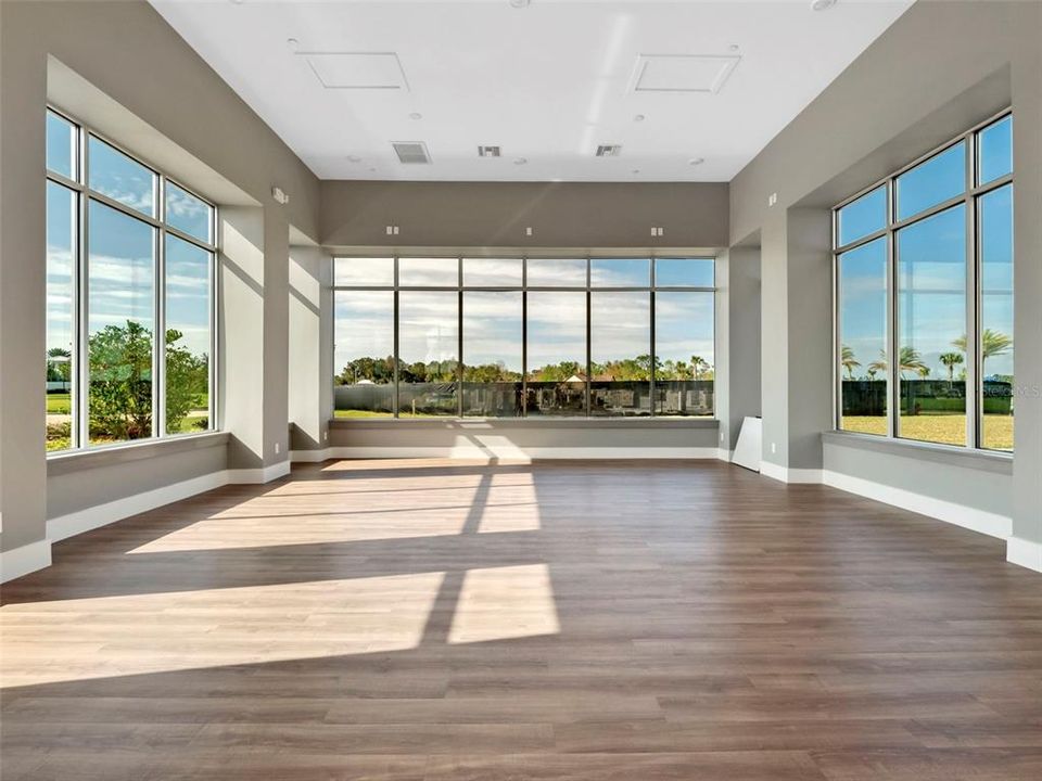 В аренду: $2,200 (2 спален, 2 ванн, 1464 Квадратных фут)