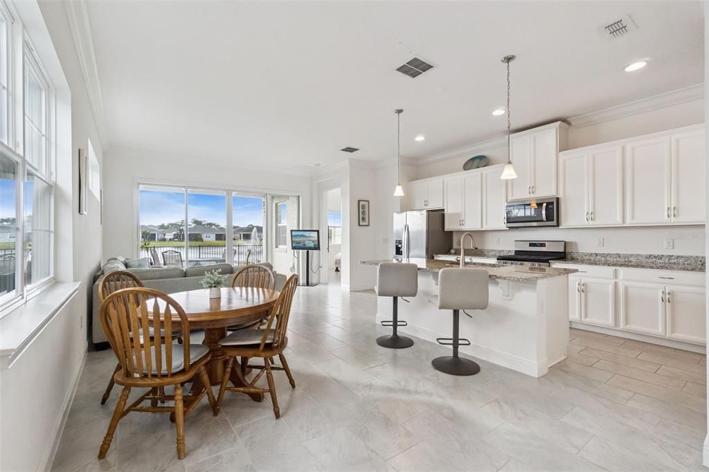 В аренду: $2,200 (2 спален, 2 ванн, 1464 Квадратных фут)