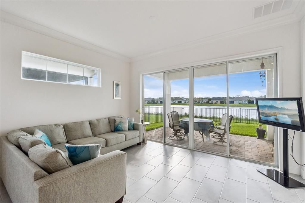 В аренду: $2,200 (2 спален, 2 ванн, 1464 Квадратных фут)