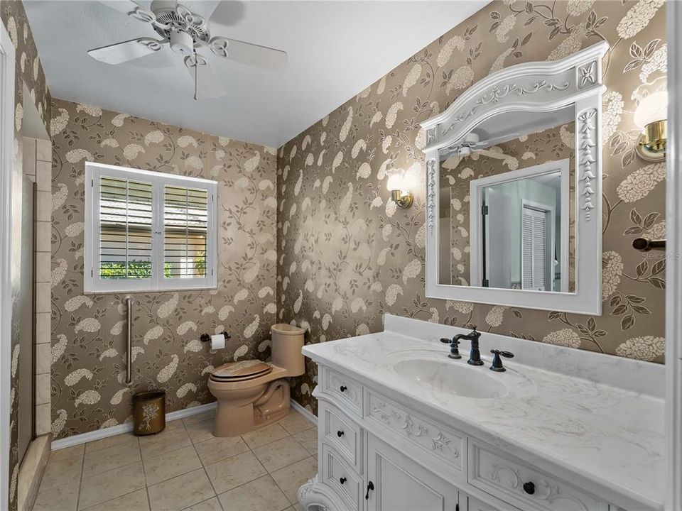 For Sale: $800,000 (3 beds, 2 baths, 2134 Square Feet)