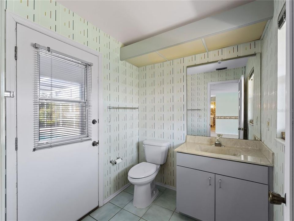 For Sale: $800,000 (3 beds, 2 baths, 2134 Square Feet)