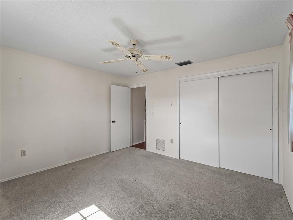 For Sale: $800,000 (3 beds, 2 baths, 2134 Square Feet)