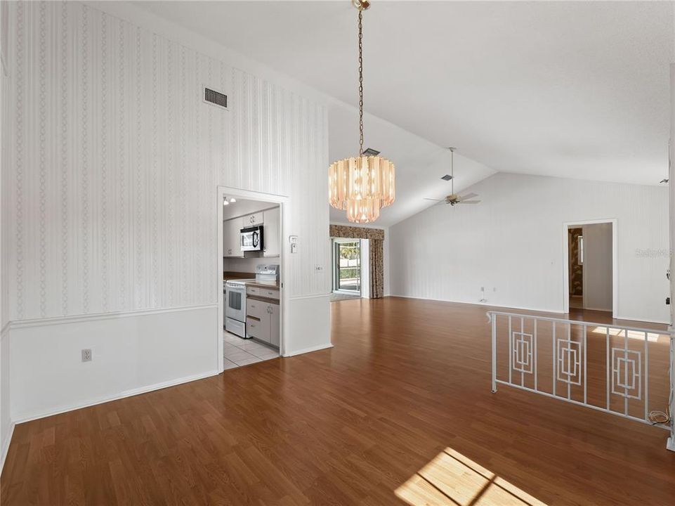 For Sale: $800,000 (3 beds, 2 baths, 2134 Square Feet)