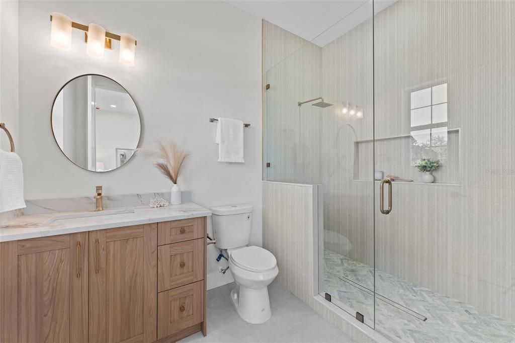 Под контрактом: $1,495,000 (5 спален, 4 ванн, 3841 Квадратных фут)