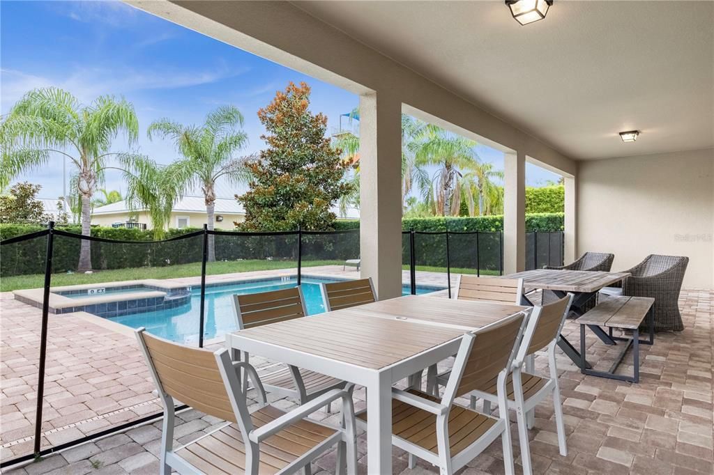 На продажу: $930,000 (10 спален, 10 ванн, 4707 Квадратных фут)