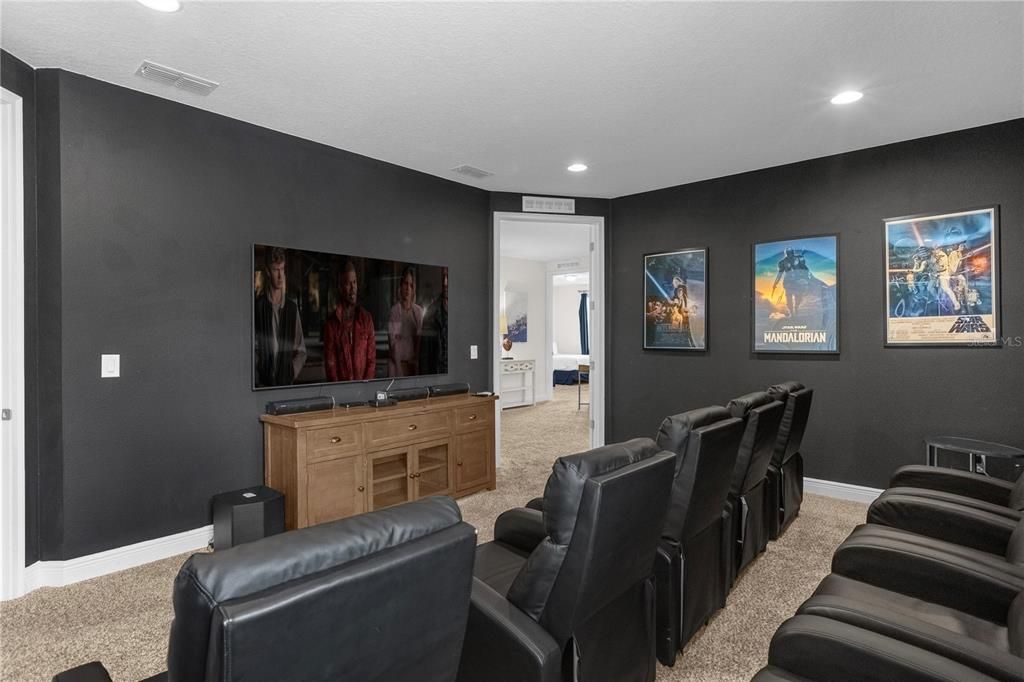 На продажу: $930,000 (10 спален, 10 ванн, 4707 Квадратных фут)