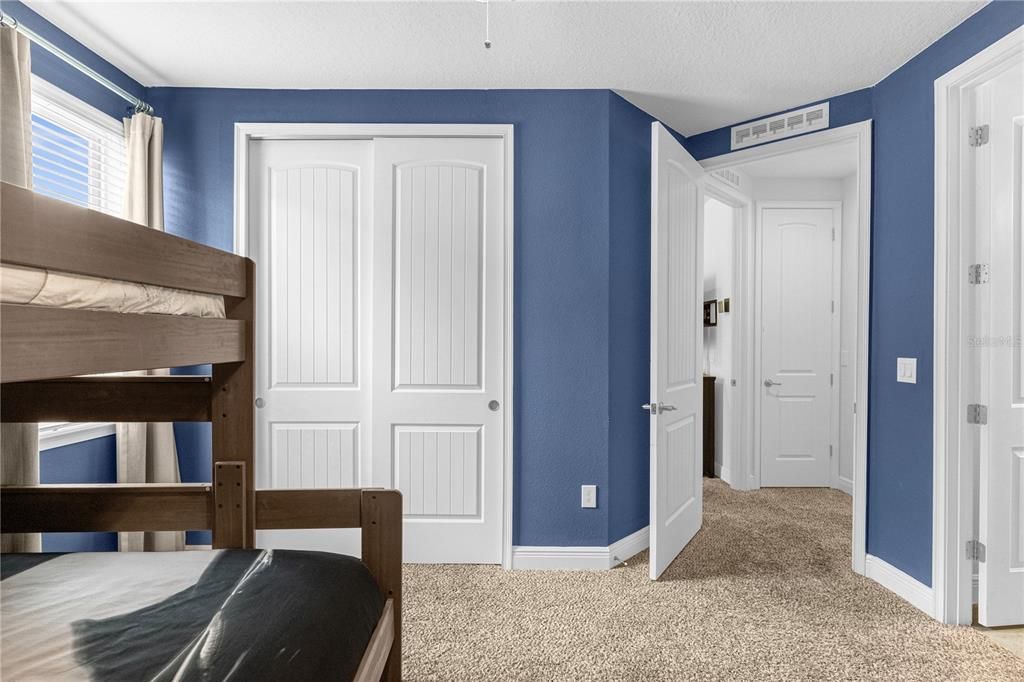 На продажу: $930,000 (10 спален, 10 ванн, 4707 Квадратных фут)