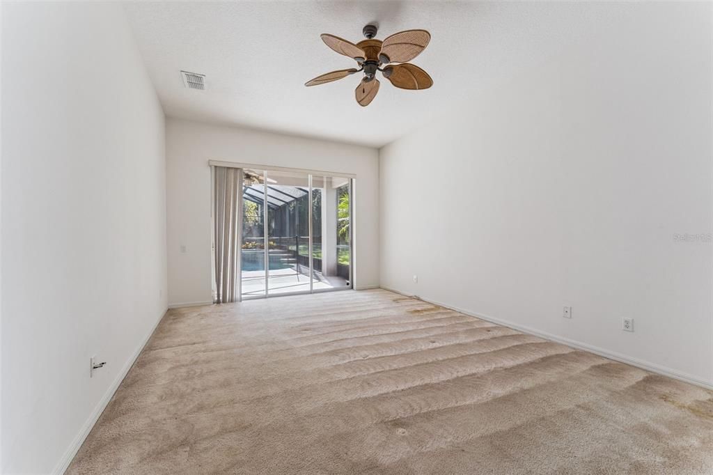 合同活跃: $849,000 (4 贝兹, 3 浴室, 3024 平方英尺)