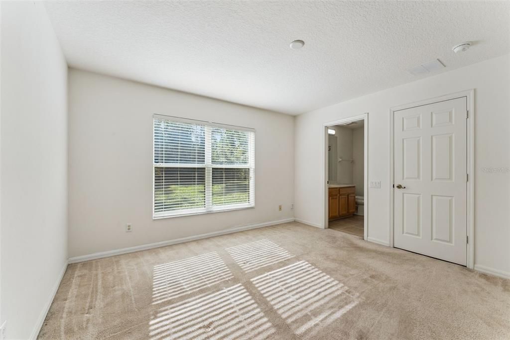 合同活跃: $849,000 (4 贝兹, 3 浴室, 3024 平方英尺)