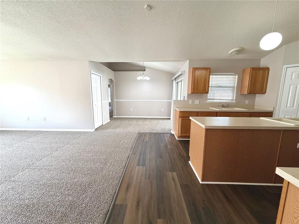 Active With Contract: $279,900 (4 beds, 2 baths, 2108 Square Feet)