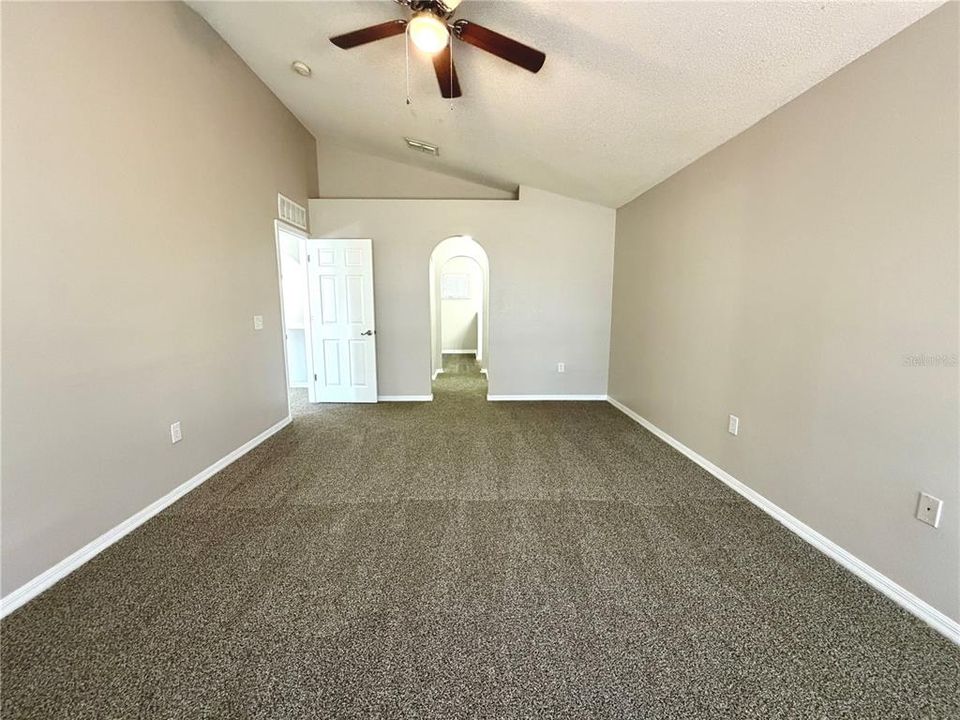 Active With Contract: $279,900 (4 beds, 2 baths, 2108 Square Feet)