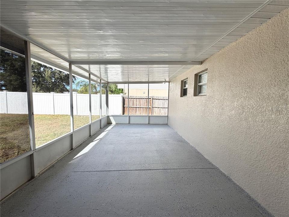 Active With Contract: $279,900 (4 beds, 2 baths, 2108 Square Feet)