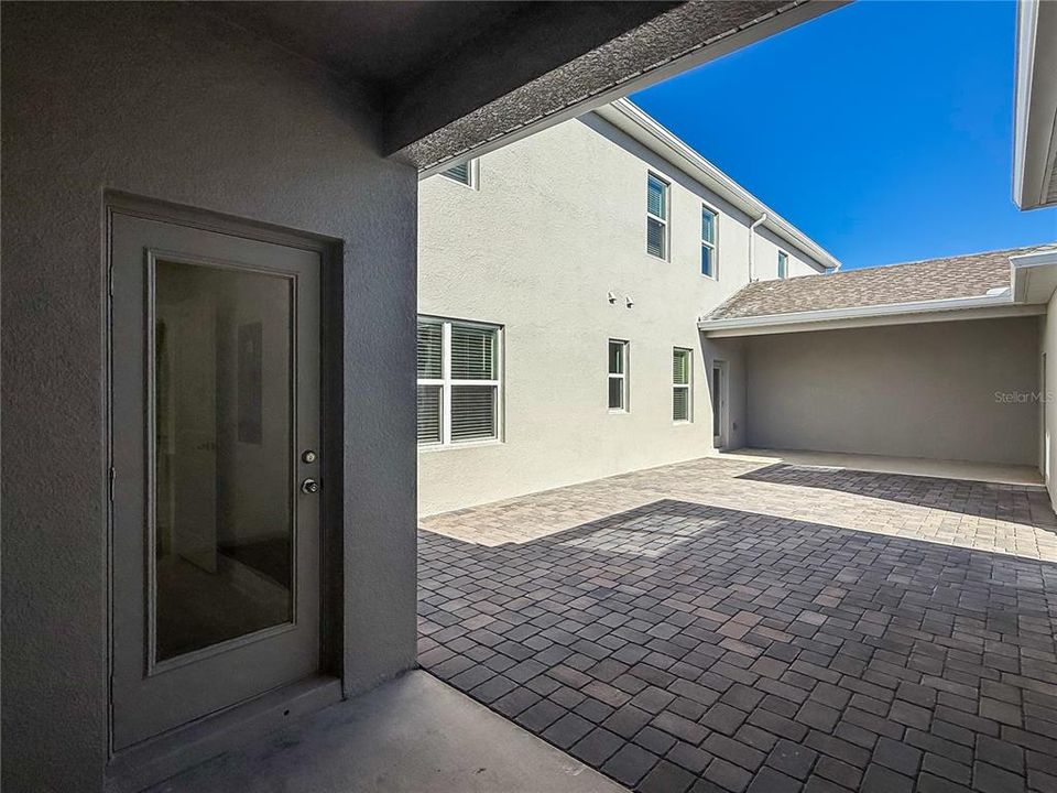 В аренду: $2,700 (4 спален, 2 ванн, 2000 Квадратных фут)