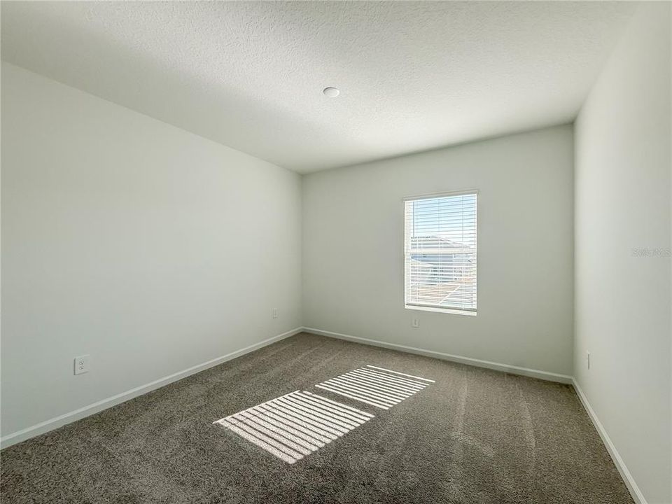 В аренду: $2,700 (4 спален, 2 ванн, 2000 Квадратных фут)