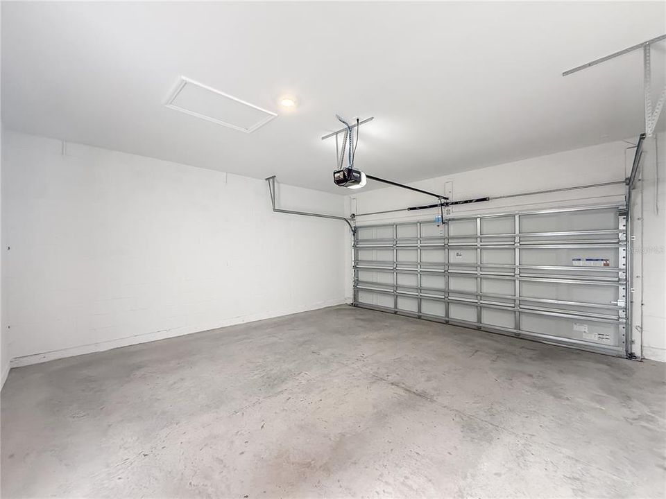 В аренду: $2,700 (4 спален, 2 ванн, 2000 Квадратных фут)