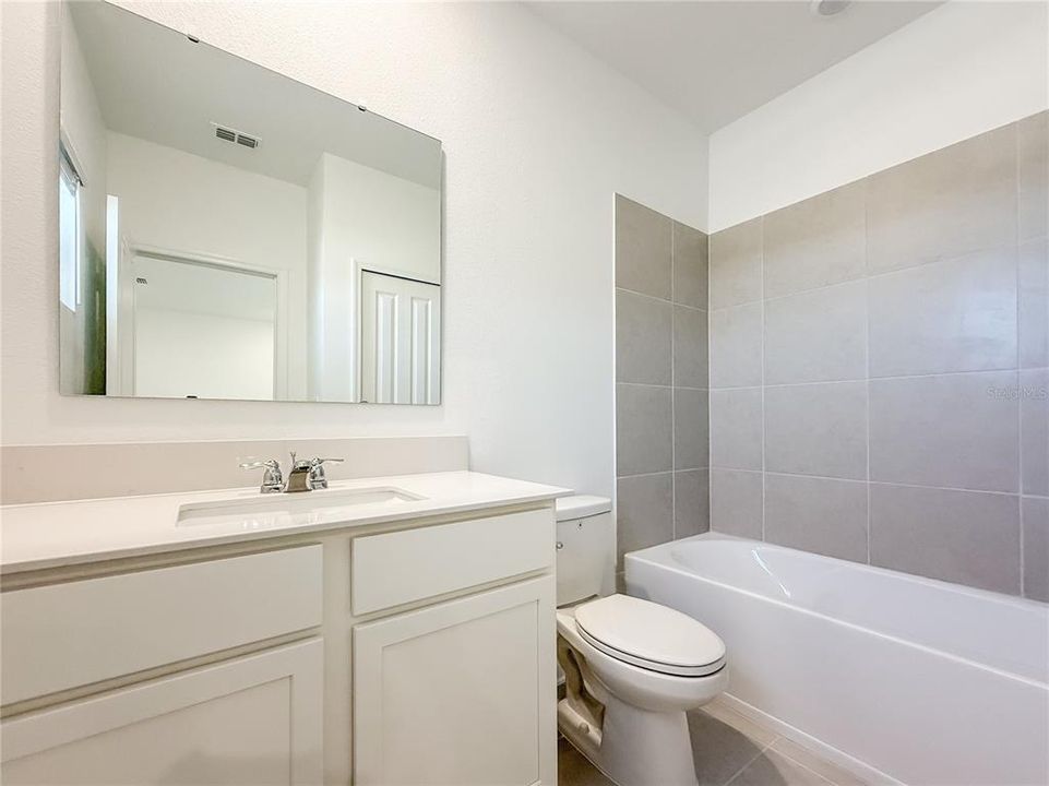 В аренду: $2,700 (4 спален, 2 ванн, 2000 Квадратных фут)