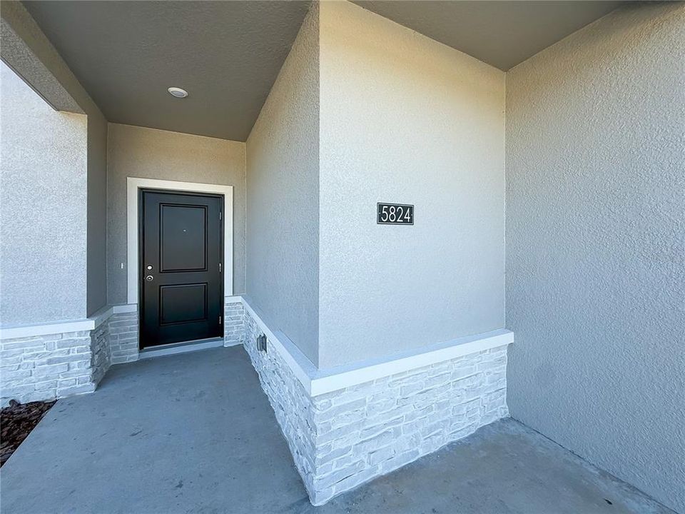 В аренду: $2,700 (4 спален, 2 ванн, 2000 Квадратных фут)