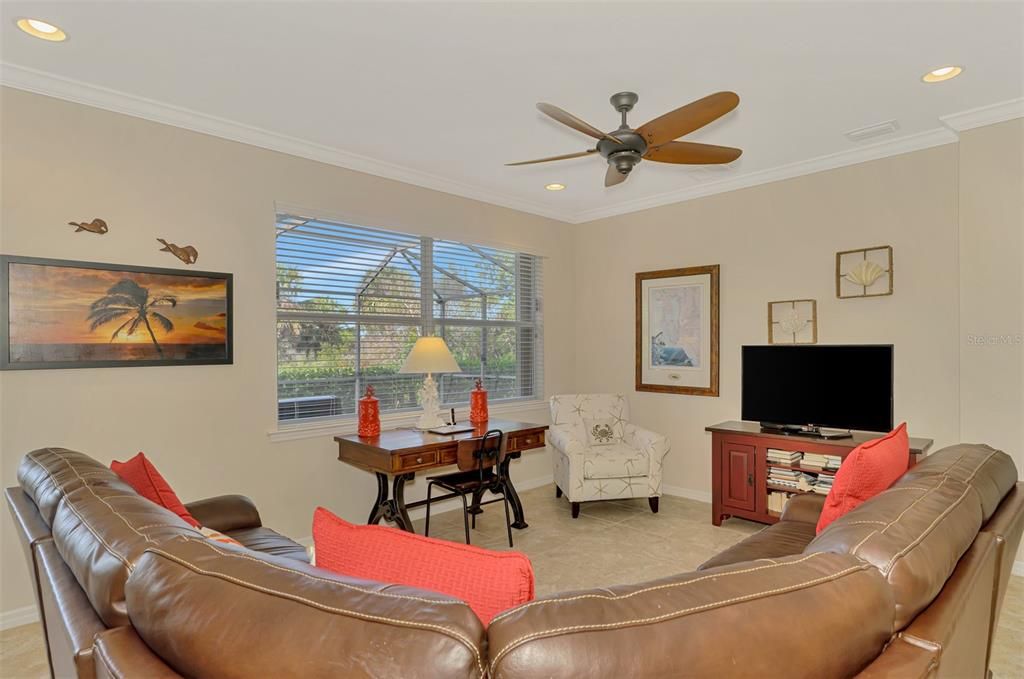 Active With Contract: $499,000 (3 beds, 2 baths, 1806 Square Feet)