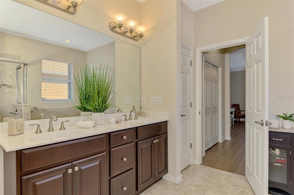 Active With Contract: $499,000 (3 beds, 2 baths, 1806 Square Feet)