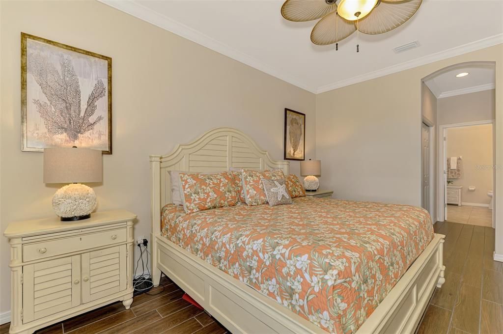 Active With Contract: $499,000 (3 beds, 2 baths, 1806 Square Feet)