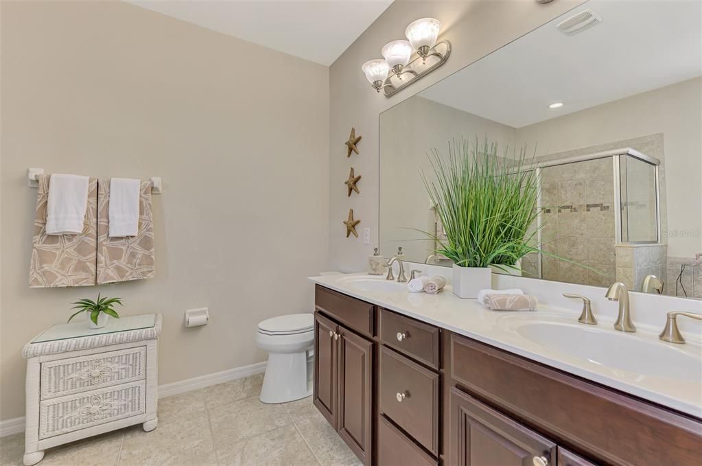 Active With Contract: $499,000 (3 beds, 2 baths, 1806 Square Feet)