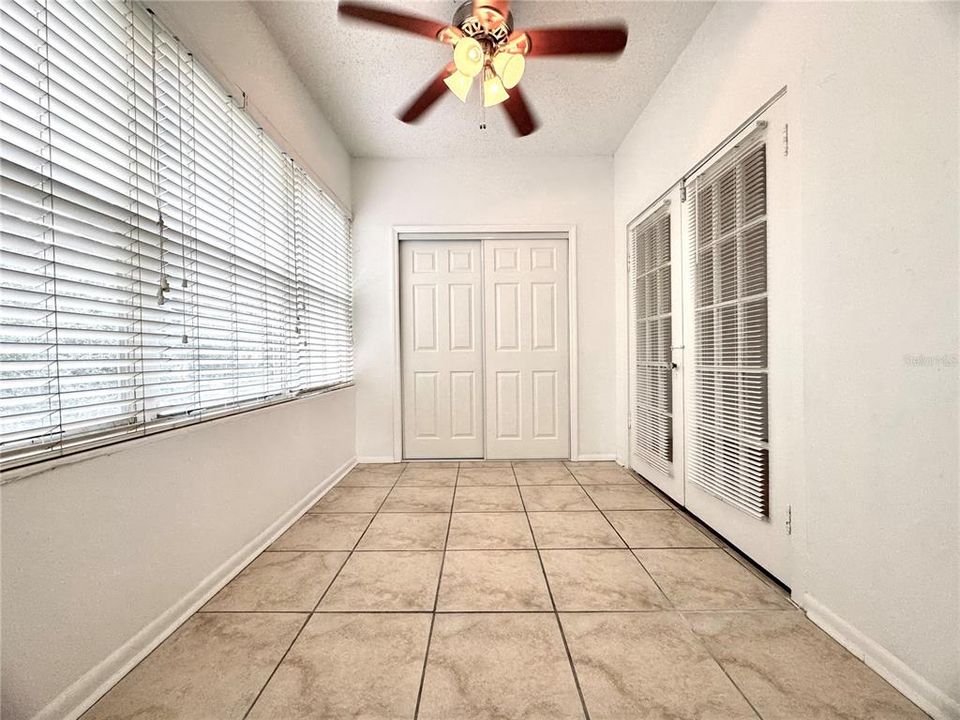 В аренду: $1,895 (2 спален, 1 ванн, 1150 Квадратных фут)